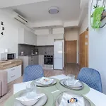 Marmor House Apartment *